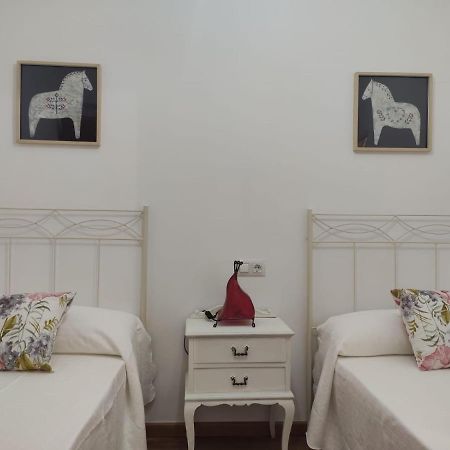 Byhouse Atico Calvo Sotelo A Sarria Εξωτερικό φωτογραφία